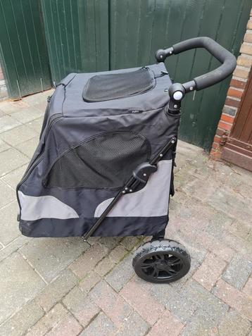 Keurige hondenbuggy, zgan! beschikbaar voor biedingen