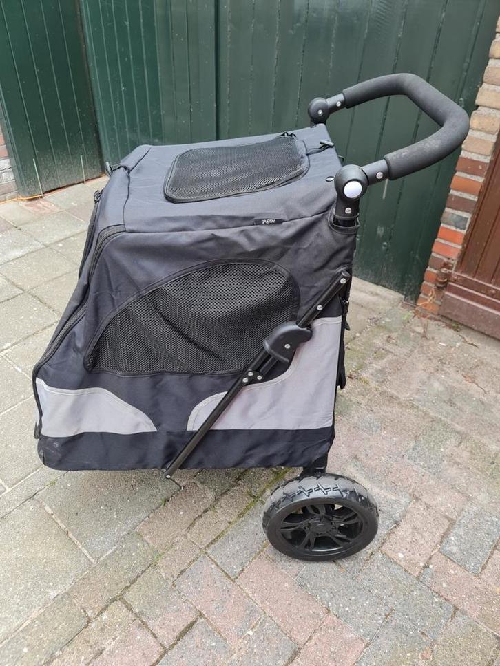 Keurige hondenbuggy, zgan!, Dieren en Toebehoren, Honden-accessoires, Zo goed als nieuw, Ophalen