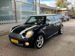 Mini Cooper S 1.6 • AIRCO • LEDER • NIEUW APK • STOELVERWARM, Auto's, Voorwielaandrijving, Stoelverwarming, 4 cilinders, 4 stoelen