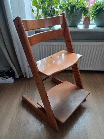 Originele Tripp Trapp Stokke kinderstoel beschikbaar voor biedingen
