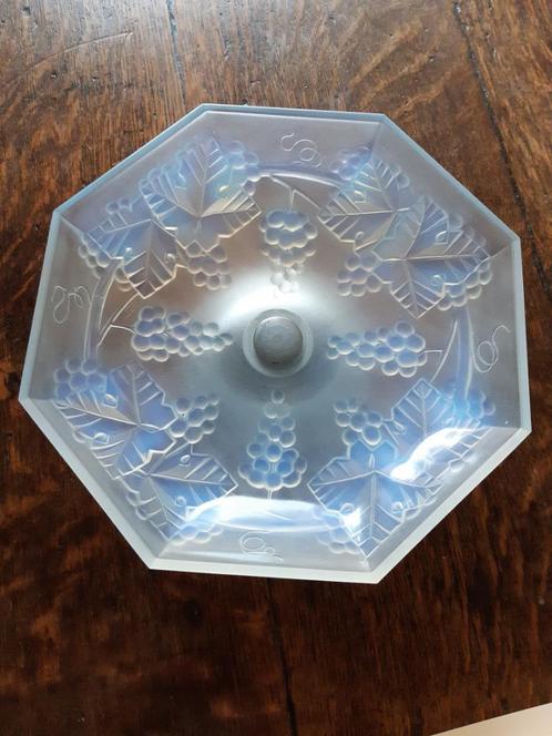 Persglazen schaal opalescence glas chromen voet julien franc, Antiek en Kunst, Antiek | Glas en Kristal, Ophalen