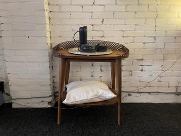 Revised Beddingham Wooden Shelf bij TheReSales beschikbaar voor biedingen