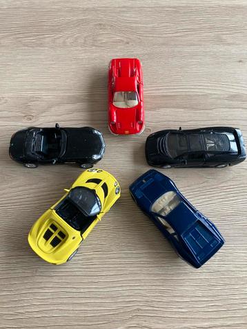 5 middelgrote sportwagens!! beschikbaar voor biedingen