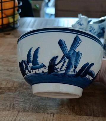 Delfts blauw kom Hollandse molens zeilboten beschikbaar voor biedingen