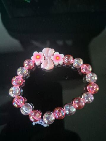 Leuke mooie kralen armbandjes beschikbaar voor biedingen