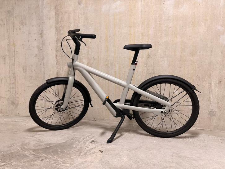 VanMoof A5, Fietsen en Brommers, Elektrische fietsen, Zo goed als nieuw, Vanmoof, 59 cm of meer, Ophalen