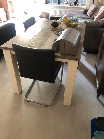 Hülsta eetkamer stoelen beschikbaar voor biedingen