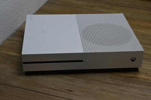 Xbo One S 512GB met 1 controller, Spelcomputers en Games, Games | Xbox One, Gebruikt, Ophalen of Verzenden