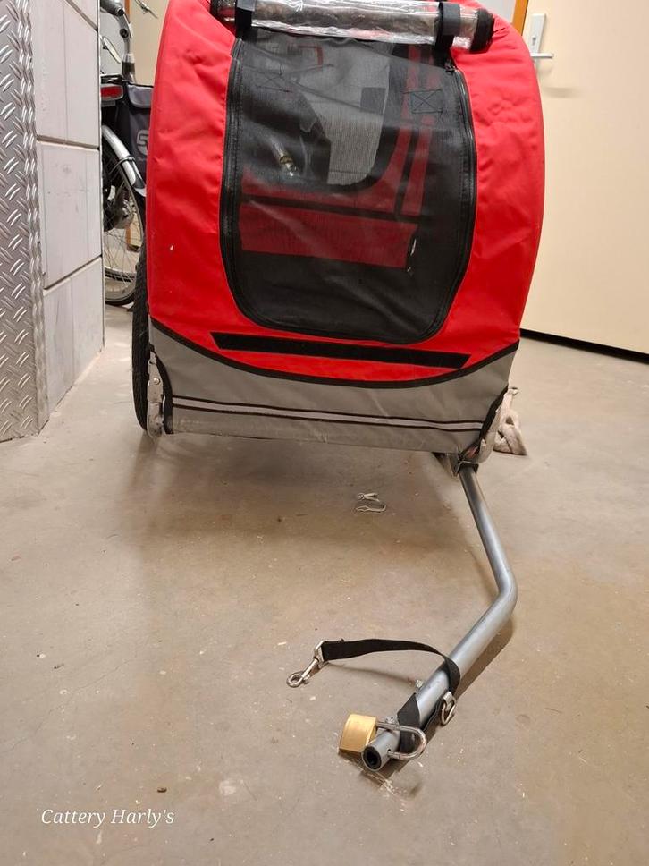 Hondenfietskar - Rood, Fietsen en Brommers, Fietsaccessoires | Aanhangers en Karren, Zo goed als nieuw, Hondenkar, 40 tot 60 kg