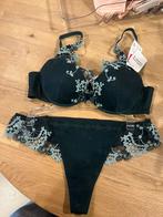 Simone Pérèle bh maat 75C string 40 NIEUW!! Set Nu €50,-, Kleding | Dames, Ophalen of Verzenden, Setje