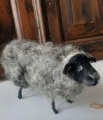 Genaaldvilt schaap gotland wol naaldvilten schaapje handmade, Ophalen of Verzenden, Nieuw, Overige typen, Wolvilt