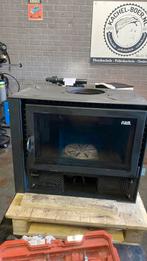 Flam houtkachel – degelijk & krachtig, Huis en Inrichting, Haarden, Ophalen, Gebruikt, Inbouwhaard, Houthaard