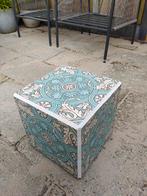 Kubus bijzettafel planten, Ophalen, Zo goed als nieuw, Rond, Minder dan 55 cm