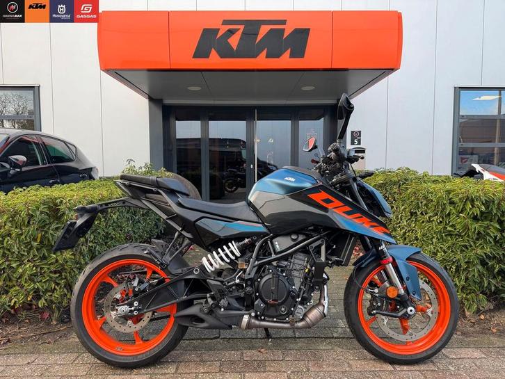 KTM 125 DUKE (bj 2024), Motoren, Motoren | KTM, Bedrijf, Naked bike, 11 kW of minder, Minimaal motorrijbewijs A1