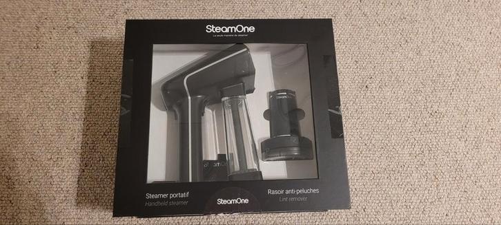 SteamOne Kledingstomer & Ontpluizer, Witgoed en Apparatuur, Stoomapparaten, Gebruikt, Kledingstomer, Ophalen