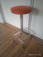 Vintage Retro verchroomde metalen oranje kruk jaren 60., Ophalen, 60 tot 90 cm, Zo goed als nieuw, 1 kruk
