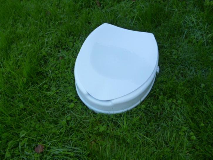toiletverhoger met klep, Diversen, Verpleegmiddelen, Ophalen of Verzenden