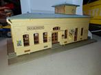 Station ho met klok, Gebruikt, Gelijkstroom of Wisselstroom, Brug, Tunnel of Gebouw, Trix