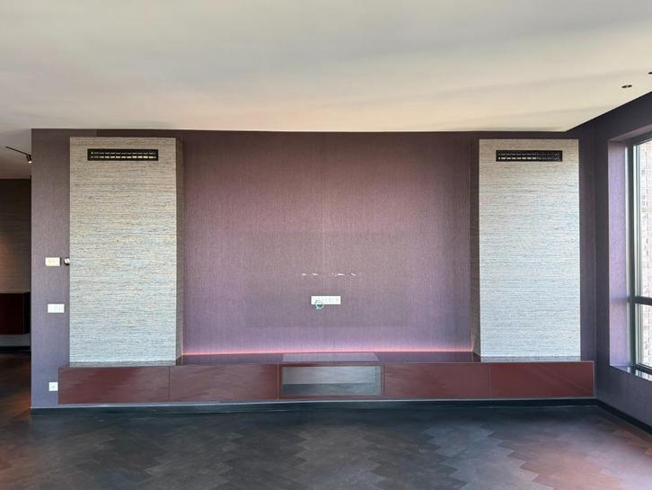 Rimadesio wandmeubel met vitrine, Huis en Inrichting, Kasten | Wandmeubels, Zo goed als nieuw, Minder dan 100 cm, 300 cm of meer