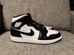 Jordan 1 Mid panda maat 44,5, Kleding | Heren, Schoenen, Zwart, Nieuw, Ophalen of Verzenden, Sneakers of Gympen