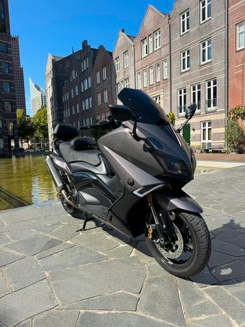 Yamaha T-Max 530 Full Option, Keyless, Akrapovic beschikbaar voor biedingen