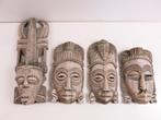 set van 5 houten Afrikaanse maskers, Antiek en Kunst, Kunst | Niet-Westerse kunst, Ophalen of Verzenden