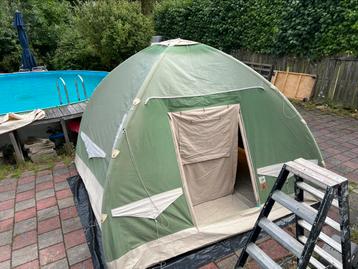 Karsten tent 350 beschikbaar voor biedingen