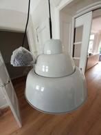 HEM levels large grey hanglamp nieuw 2 stuks, Huis en Inrichting, Lampen | Hanglampen, Ophalen of Verzenden, Zo goed als nieuw
