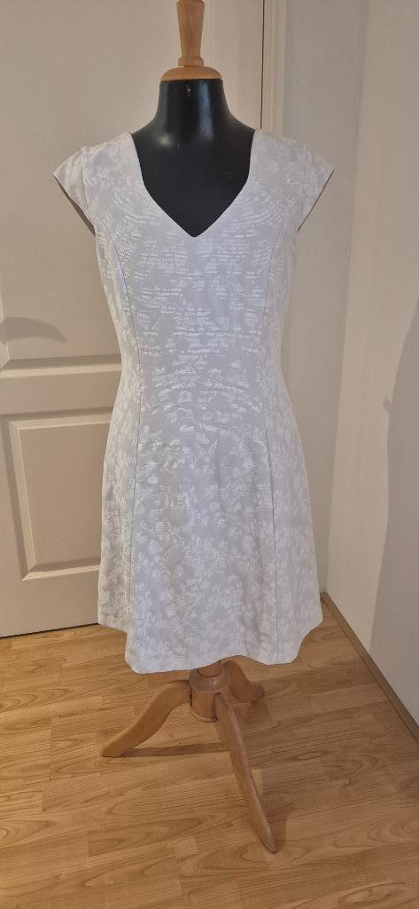More & More Jurk NIEUW maat 42 OPRUIMING, Kleding | Dames, Jurken, Nieuw, Maat 42/44 (L), Wit, Knielengte, Ophalen