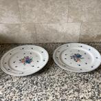 2 Provincial Bouquet Borden. Vintage, Ophalen of Verzenden, Gebruikt, Overige stijlen, Bord(en)