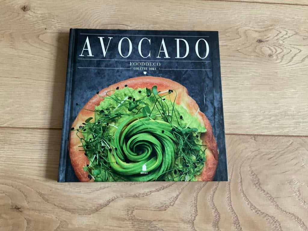 Colette Dike - Avocado, Boeken, Kookboeken, Zo goed als nieuw, Italië, Ophalen of Verzenden
