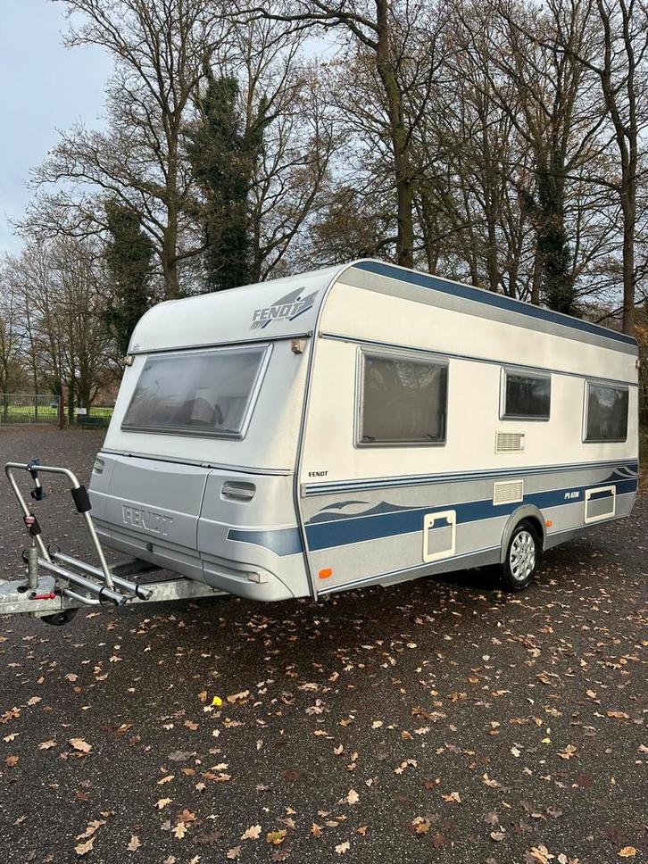 Nette Fendt Platin te koop!, Caravans en Kamperen, Caravans, Particulier, tot en met 4, Rondzit, Fendt, Kachel, Ophalen of Verzenden