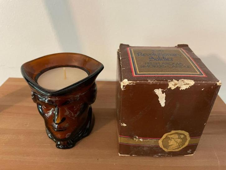 1970s Vintage AVON  Candle - Amber Glass - W/ Box, Huis en Inrichting, Woonaccessoires | Kandelaars en Kaarsen, Zo goed als nieuw