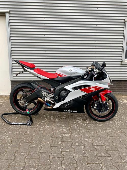 zeer nette Yamaha yzf R6 2010, Motoren, Motoren | Yamaha, Particulier, Super Sport, meer dan 35 kW, 4 cilinders, Ophalen