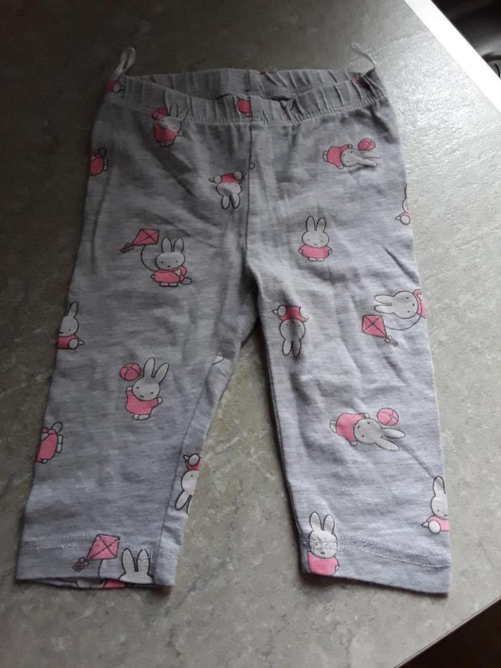 Zgan NIJNTJE legging maat 68 C & A, Kinderen en Baby's, Babykleding | Maat 68, Zo goed als nieuw, Meisje, Broekje, Ophalen of Verzenden