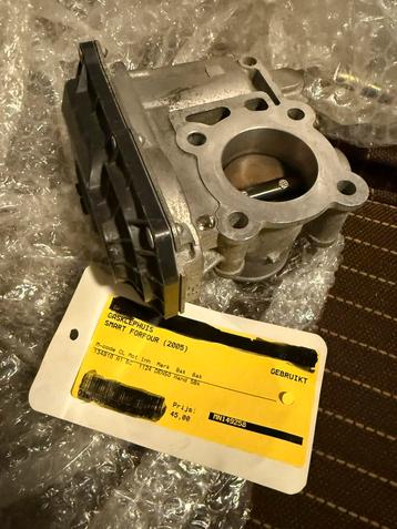 Gasklephuis smart forfour  beschikbaar voor biedingen