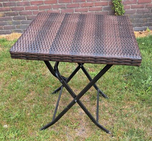 4 inklapbare tuintafels – 70x70 cm, 70 cm hoog. Oerkwaliteit, Tuin en Terras, Tuintafels, Zo goed als nieuw, Vierkant, Wicker