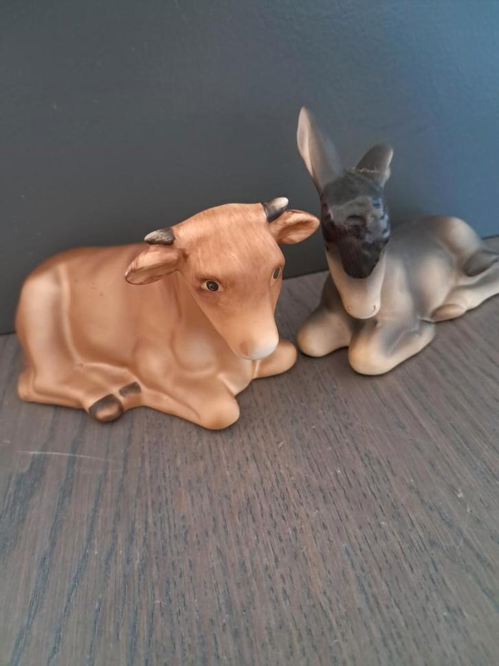 Goebel Beeldjes Kerststal/Kerst Os en Ezel, Verzamelen, Beelden en Beeldjes, Zo goed als nieuw, Hummel, Ophalen of Verzenden