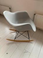 Schommelstoel voor babykamer, Huis en Inrichting, Stoelen, Ophalen of Verzenden, Zo goed als nieuw, Wit, Eén