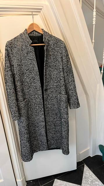 Zara lange jas medium beschikbaar voor biedingen