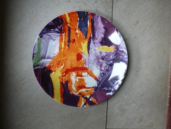 Prachtig bord met sprekende kleuren, Antiek en Kunst, Antiek | Wandborden en Tegels, Ophalen of Verzenden