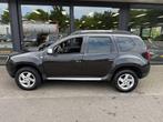 Dacia Duster 1.6 Lauréate 2wd, Gebruikt, 4 cilinders, Duster, Zwart