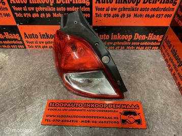 Renault Clio ('09-'12) Achterlicht Links - 8200886944 beschikbaar voor biedingen