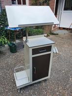 Twee Nachtkastjes ziekenhuis jaren 60 uniek grootmoederstijd, Ophalen of Verzenden, Gebruikt, Metaal of Aluminium