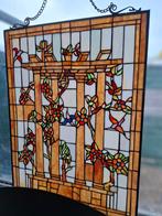 Prachtig glas-in-lood raam met bloemen, Ophalen