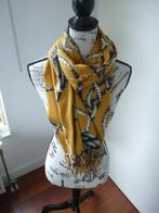 Trendy okergele met grijs chainsjaal omslagdoek shawl Nieuw, Ophalen of Verzenden, Zo goed als nieuw, Sjaal