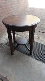 Eiken tafeltje / rooktafeltje, Huis en Inrichting, Tafels | Bijzettafels, Gebruikt, Metaal of Aluminium, Rond, 55 tot 75 cm