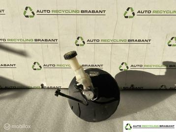 Rembekrachtiger Renault Clio 3 1.5 dCi  ORIGINEEL 472101465R beschikbaar voor biedingen