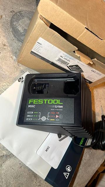 Festool MXC acculader nieuw beschikbaar voor biedingen