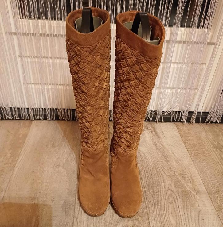 Hoge laarzen merk Ugg, Kleding | Dames, Schoenen, Zo goed als nieuw, Hoge laarzen, Bruin, Ophalen